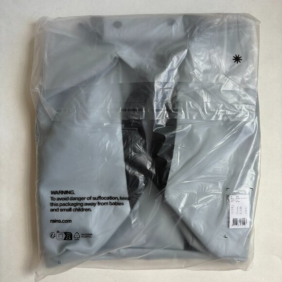 RAINS Hilo Weekend Bag W3 Light Blue Wind Duffle Luggage Straps Black BRAND NEW - Picture 5 of 7